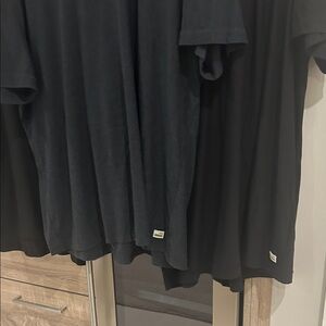 Vuori Men's Black Short Sleeve Strato Tee.
Set of 3. 2 black one grey.